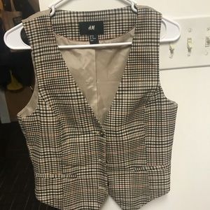H&M plaid beige and brown vest